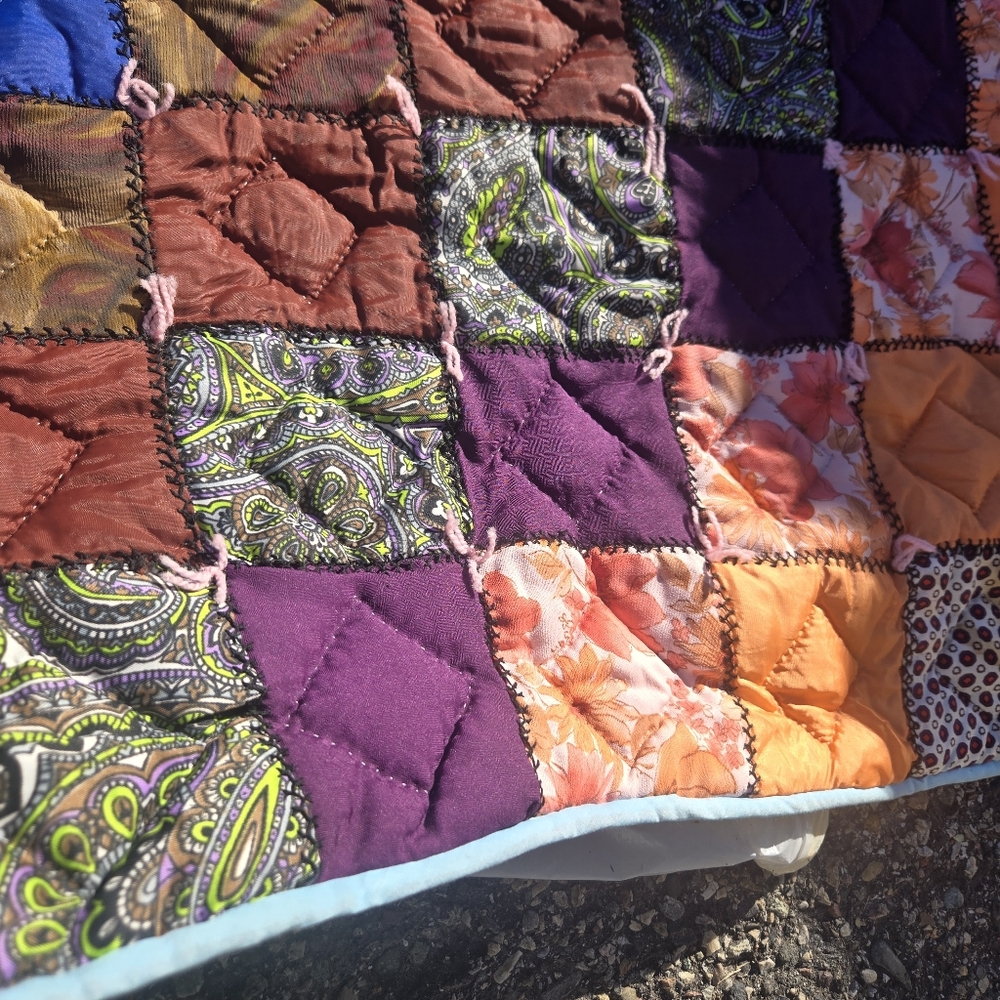 Colorful Handcrafter Patchwork Quilt - Picture 7 of 7